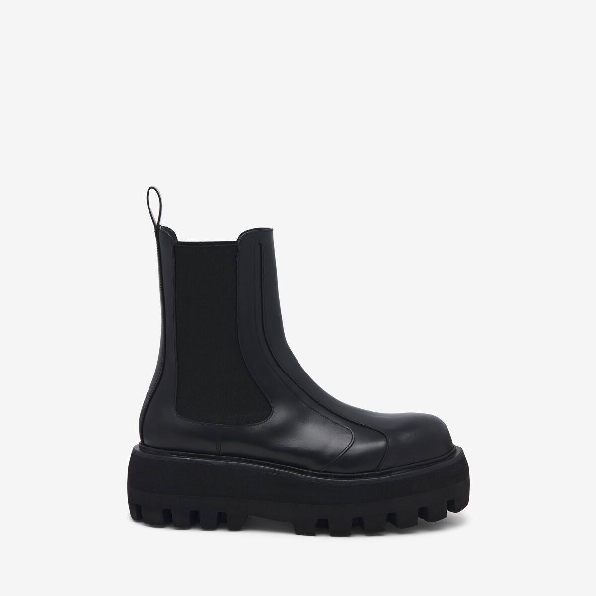 ALEXANDER MCQUEEN - Sofa Chelsea Boot - Item 817713WIACK1000